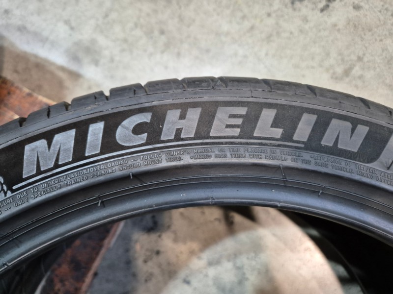 4 Gomme usate 255 40 20 Pneumatici Estivi MICHELIN 4 Gomme usate 255 40 20 Pneumatici Estivi MICHELIN