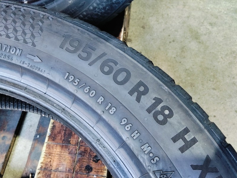 4 Gomme usate 195 60 18 Pneumatici Invernali CONTINENTAL 4 Gomme usate 195 60 18 Pneumatici Invernali CONTINENTAL