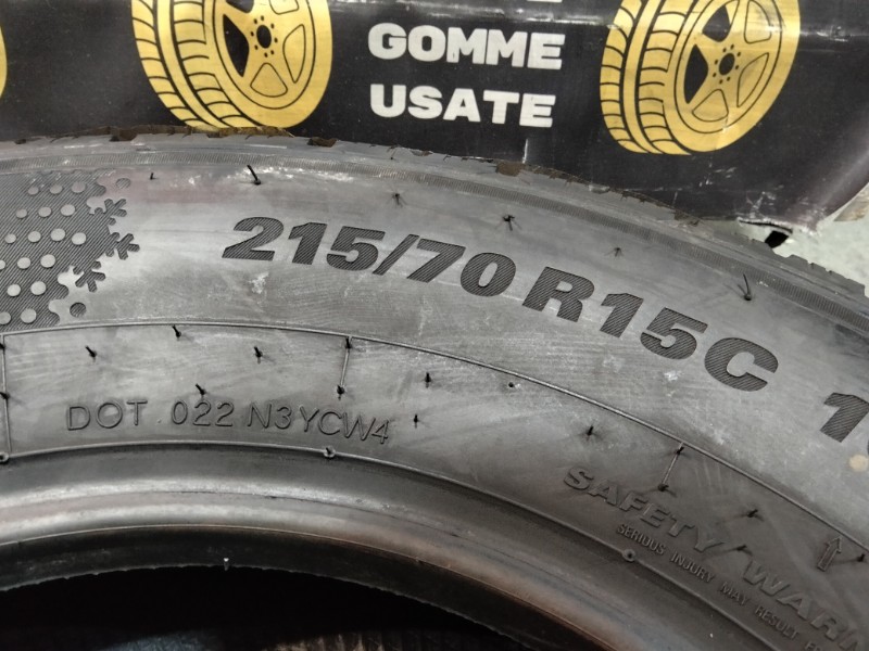 1 Gomma usata 215 70 15 C Pneumatici Invernali KUMHO 1 Gomma usata 215 70 15 C Pneumatici Invernali KUMHO