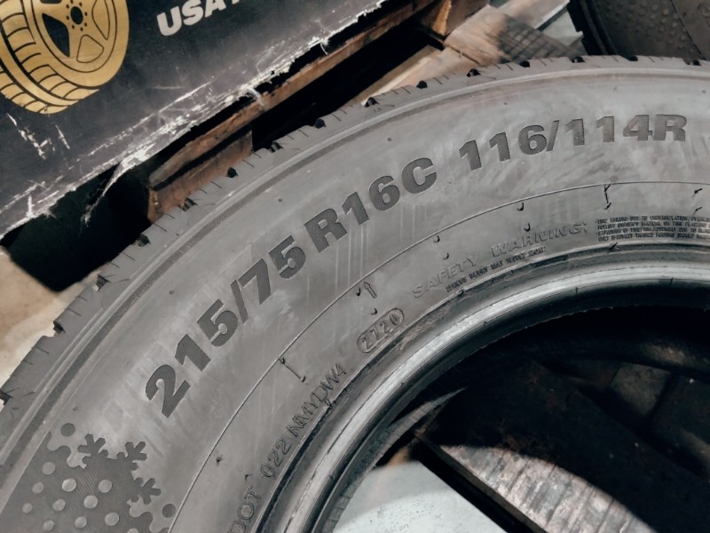 4 Gomme usate 215 75 16 C Pneumatici Invernali KUMHO 4 Gomme usate 215 75 16 C Pneumatici Invernali KUMHO