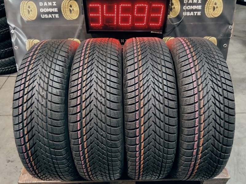 4 Gomme usate 215 65 16 Pneumatici Invernali GOODYEAR 4 Gomme usate 215 65 16 Pneumatici Invernali GOODYEAR