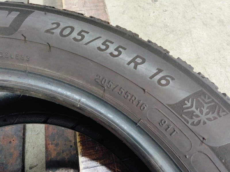 2 Gomme usate 205 55 16 Pneumatici Invernali MICHELIN 2 Gomme usate 205 55 16 Pneumatici Invernali MICHELIN