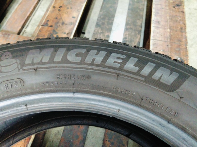 2 Gomme usate 205 55 16 Pneumatici Invernali MICHELIN 2 Gomme usate 205 55 16 Pneumatici Invernali MICHELIN