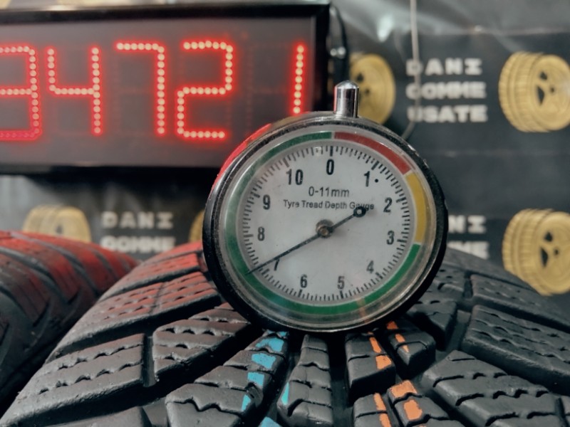 4 Gomme usate 175 65 14 Pneumatici Invernali GOODYEAR 4 Gomme usate 175 65 14 Pneumatici Invernali GOODYEAR