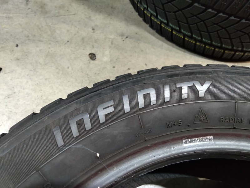 4 Gomme usate 205 55 16 Pneumatici Invernali INFINITY 4 Gomme usate 205 55 16 Pneumatici Invernali INFINITY