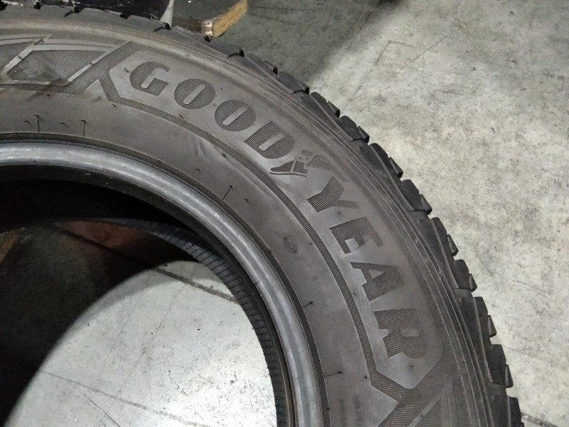 4 Gomme usate 215 75 16 C Pneumatici Invernali GOODYEAR 4 Gomme usate 215 75 16 C Pneumatici Invernali GOODYEAR