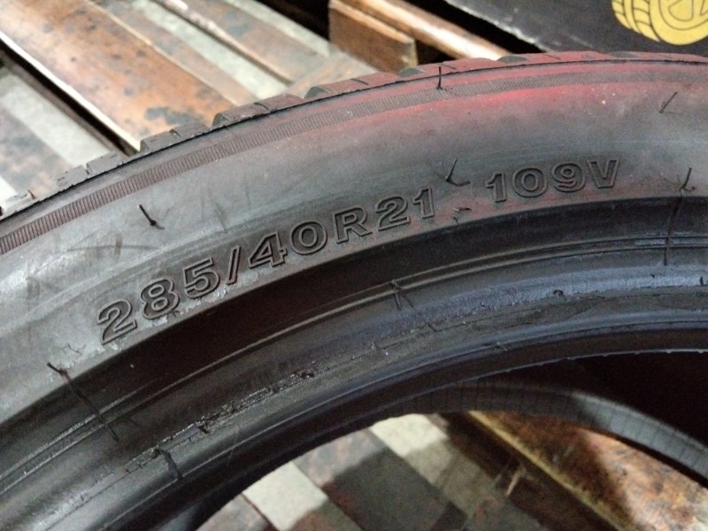 2 Gomme usate 285 40 21 Pneumatici Invernali BRIDGESTONE 2 Gomme usate 285 40 21 Pneumatici Invernali BRIDGESTONE
