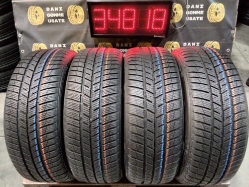 4 Gomme usate 215 50 18 Pneumatici Invernali BARUM