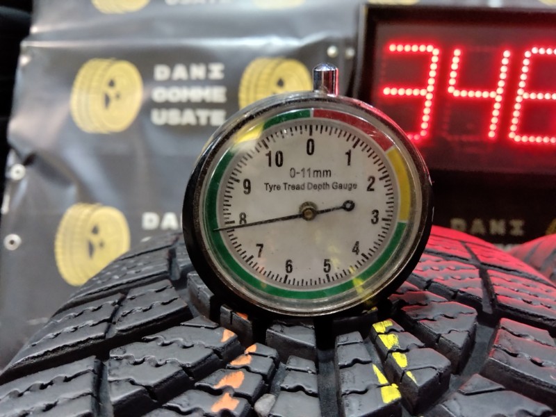 4 Gomme usate 185 60 15 Pneumatici Invernali GOODYEAR 4 Gomme usate 185 60 15 Pneumatici Invernali GOODYEAR