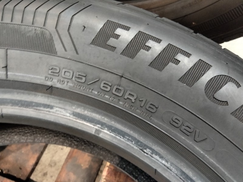 4 Gomme nuove 205 60 16 Pneumatici Estivi GOODYEAR 4 Gomme nuove 205 60 16 Pneumatici Estivi GOODYEAR
