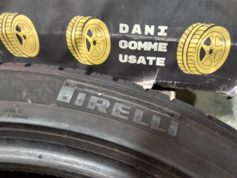 2 Gomme usate 265 40 22 Pneumatici 4 Stagioni PIRELLI 2 Gomme usate 265 40 22 Pneumatici 4 Stagioni PIRELLI