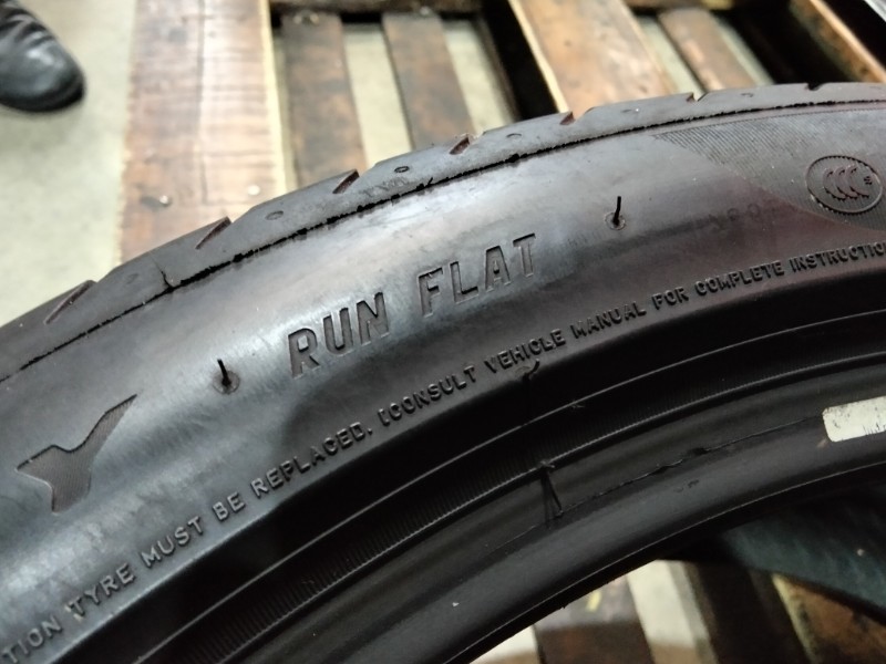 2 Gomme usate 275 35 20 RUN FLAT Pneumatici Estivi PIRELLI 2 Gomme usate 275 35 20 RUN FLAT Pneumatici Estivi PIRELLI