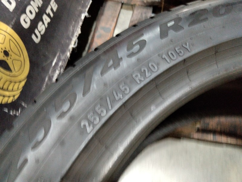 4 Gomme usate 255 45 20 Pneumatici Estivi PIRELLI 4 Gomme usate 255 45 20 Pneumatici Estivi PIRELLI