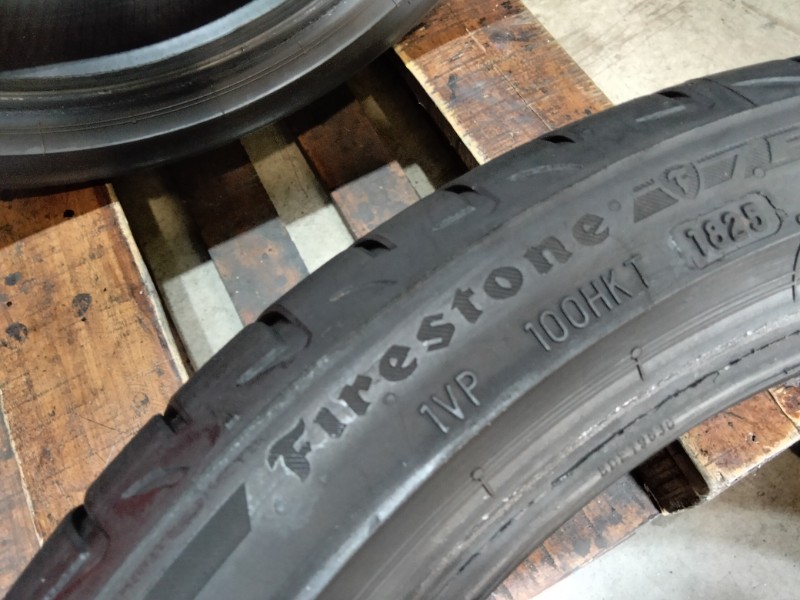 4 Gomme usate 225 40 18 Pneumatici Estivi FIRESTONE 4 Gomme usate 225 40 18 Pneumatici Estivi FIRESTONE