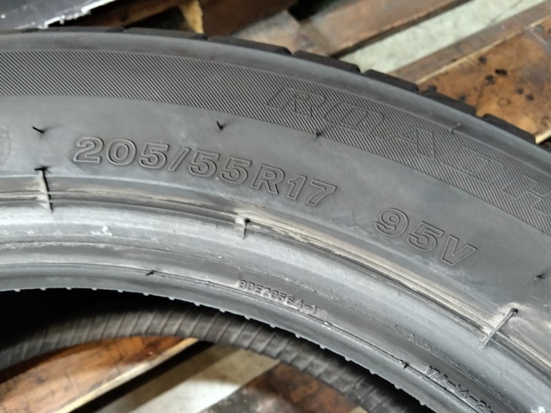 2 Gomme usate 205 55 17 Pneumatici Estivi FIRESTONE 2 Gomme usate 205 55 17 Pneumatici Estivi FIRESTONE