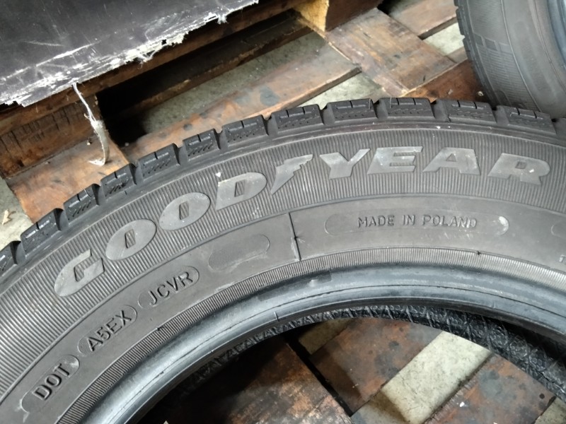 4 Gomme usate 175 65 14 Pneumatici Estivi GOODYEAR 4 Gomme usate 175 65 14 Pneumatici Estivi GOODYEAR