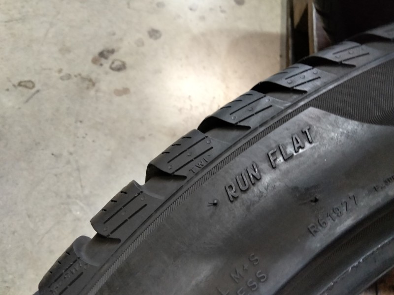 2 Gomme usate 245 45 20 e 2 Gomme usate 275 40 20 Pneumatici Invernali PIRELLI 2 Gomme usate 245 45 20 e 2 Gomme usate 275 40 20 Pneumatici Invernali PIRELLI