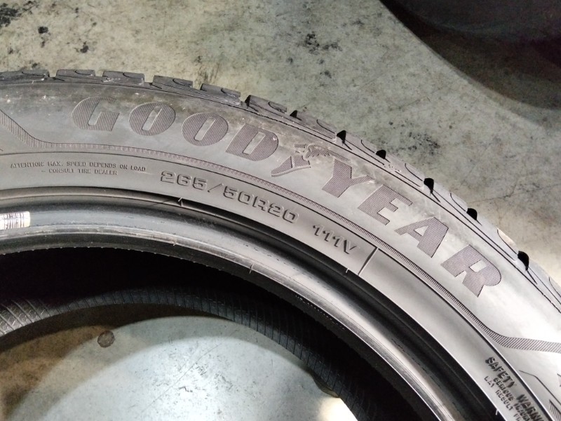 4 Gomme usate 265 50 20 Pneumatici Invernali GOODYEAR 4 Gomme usate 265 50 20 Pneumatici Invernali GOODYEAR