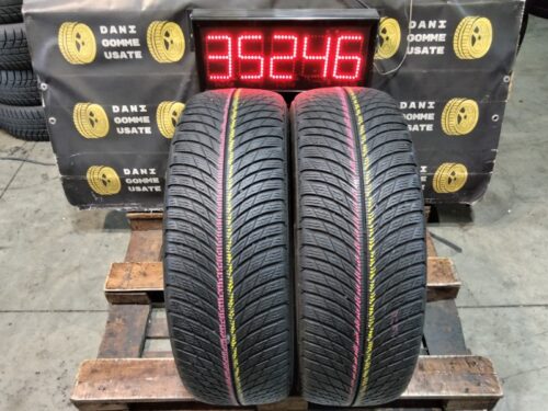 2 Gomme usate 235 60 18 Pneumatici Invernali MICHELIN