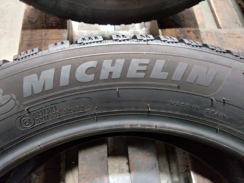 2 Gomme usate 215 55 17 Pneumatici Invernali MICHELIN 2 Gomme usate 215 55 17 Pneumatici Invernali MICHELIN