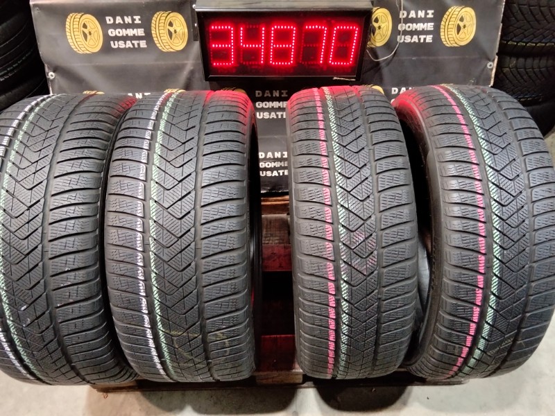 2 Gomme usate 245 45 20 e 2 Gomme usate 275 40 20 RUN FLAT Pneumatici Invernali PIRELLI 2 Gomme usate 245 45 20 e 2 Gomme usate 275 40 20 RUN FLAT Pneumatici Invernali PIRELLI