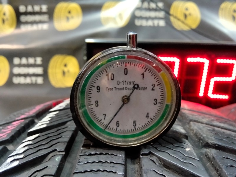 2 Gomme usate 225 55 18 Pneumatici Invernali CONTINENTAL 2 Gomme usate 225 55 18 Pneumatici Invernali CONTINENTAL