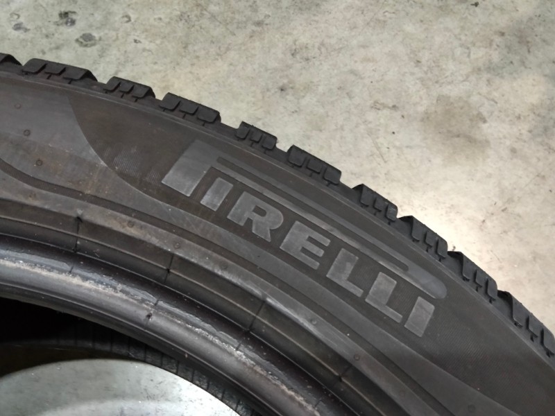 4 Gomme usate 255 45 20 Pneumatici Invernali PIRELLI 4 Gomme usate 255 45 20 Pneumatici Invernali PIRELLI