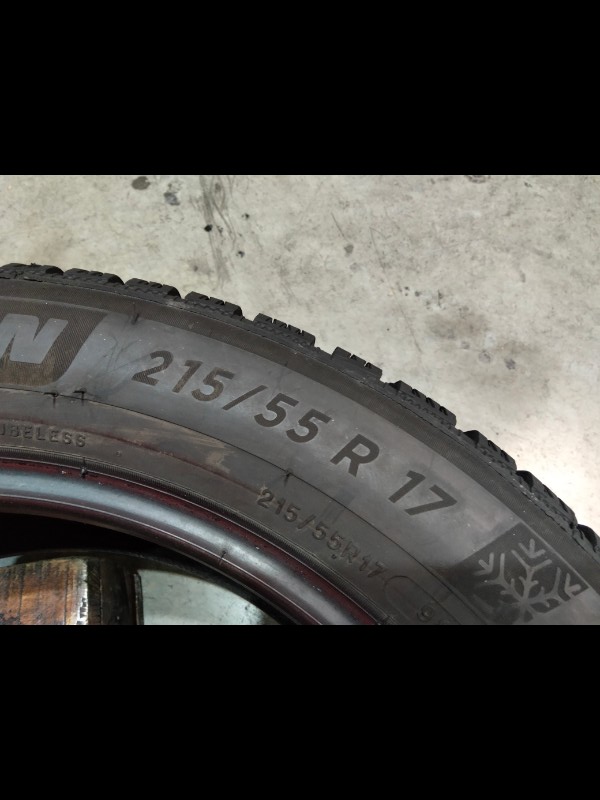 2 Gomme usate 215 55 17 Pneumatici Invernali MICHELIN 2 Gomme usate 215 55 17 Pneumatici Invernali MICHELIN