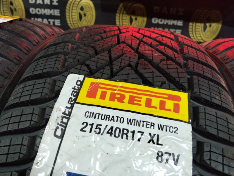 4 Gomme nuove 215 40 17 Pneumatici Invernali PIRELLI 4 Gomme nuove 215 40 17 Pneumatici Invernali PIRELLI