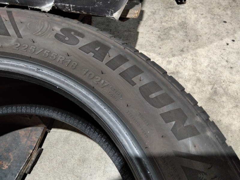4 Gomme usate 225 55 18 Pneumatici Invernali SAILUN 4 Gomme usate 225 55 18 Pneumatici Invernali SAILUN