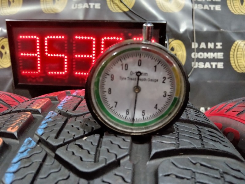 4 Gomme usate 205 55 17 Pneumatici Invernali PIRELLI 4 Gomme usate 205 55 17 Pneumatici Invernali PIRELLI