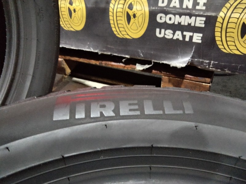 4 Gomme usate 205 55 17 Pneumatici Invernali PIRELLI 4 Gomme usate 205 55 17 Pneumatici Invernali PIRELLI