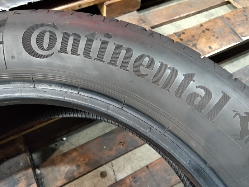 2 Gomme usate 215 50 17 Pneumatici Estivi CONTINENTAL 2 Gomme usate 215 50 17 Pneumatici Estivi CONTINENTAL