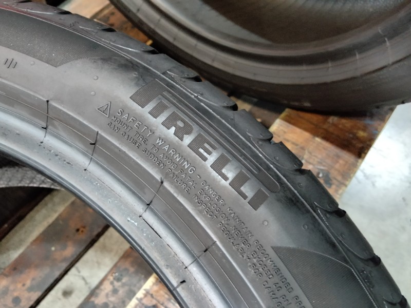 2 Gomme usate 215 45 17 Pneumatici Estivi PIRELLI 2 Gomme usate 215 45 17 Pneumatici Estivi PIRELLI