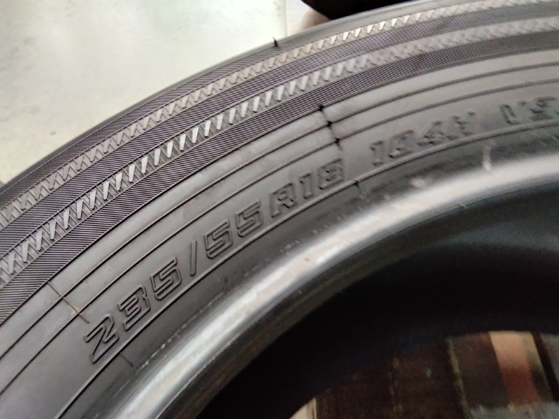 2 Gomme usate 235 55 18 Pneumatici Invernali YOKOHAMA 2 Gomme usate 235 55 18 Pneumatici Invernali YOKOHAMA