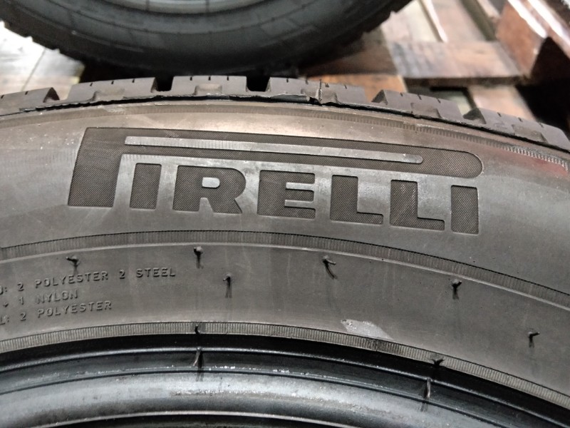 4 Gomme usate 195 60 16 C Pneumatici Invernali PIRELLI 4 Gomme usate 195 60 16 C Pneumatici Invernali PIRELLI