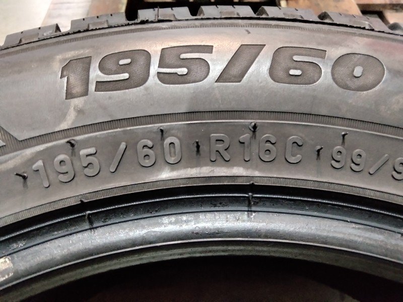 4 Gomme usate 195 60 16 C Pneumatici Invernali PIRELLI 4 Gomme usate 195 60 16 C Pneumatici Invernali PIRELLI