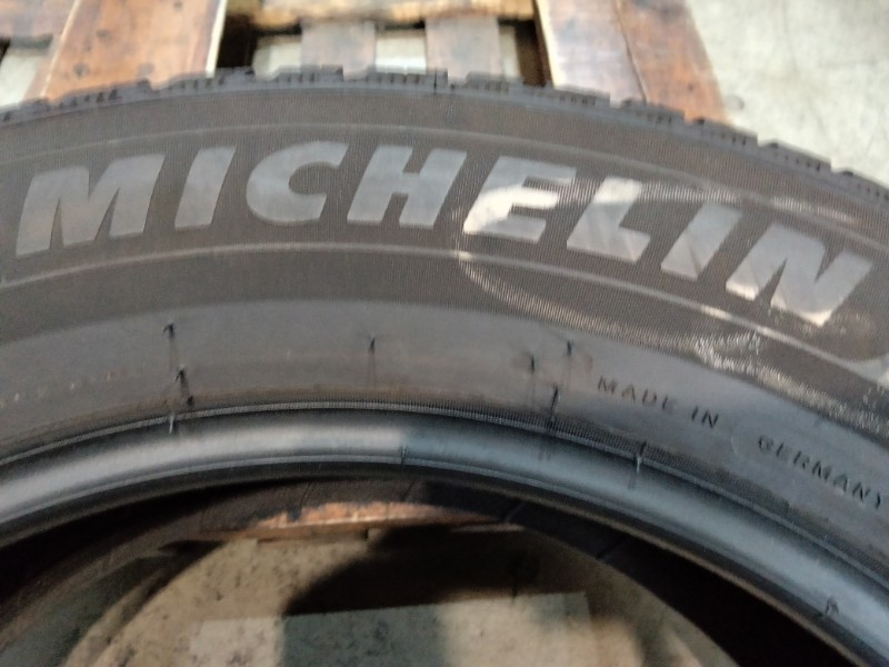 4 Gomme usate 205 60 16 Pneumatici Invernali MICHELIN 4 Gomme usate 205 60 16 Pneumatici Invernali MICHELIN