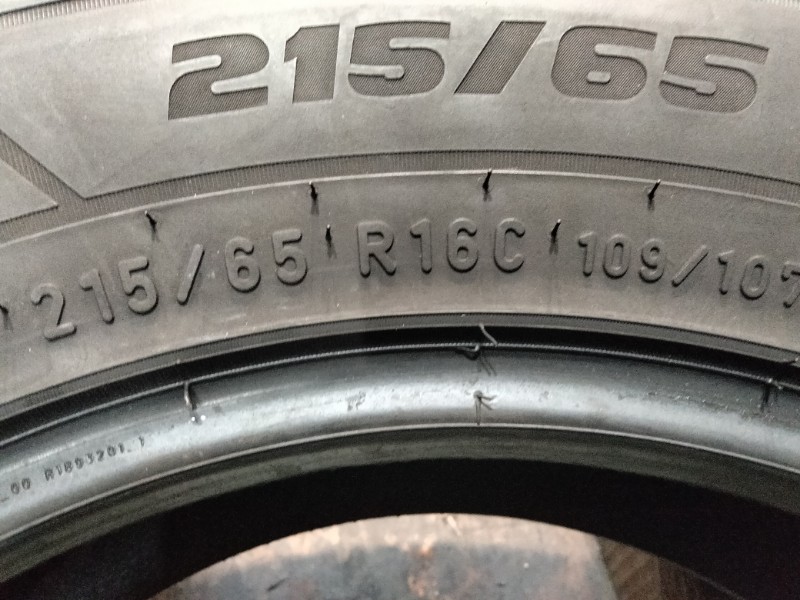4 Gomme usate 215 65 16 C Pneumatici Invernali PIRELLI 4 Gomme usate 215 65 16 C Pneumatici Invernali PIRELLI