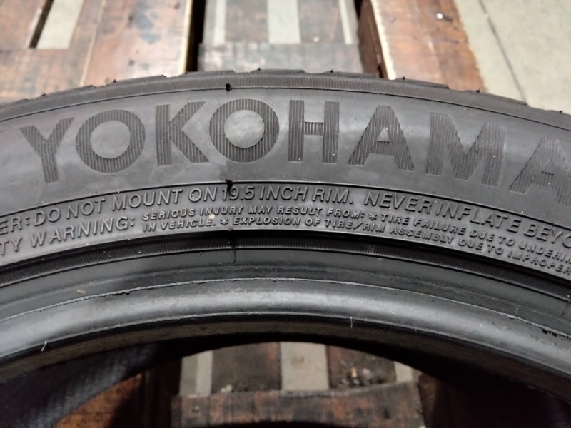 4 Gomme usate 245 45 19 Pneumatici Invernali YOKOHAMA 4 Gomme usate 245 45 19 Pneumatici Invernali YOKOHAMA