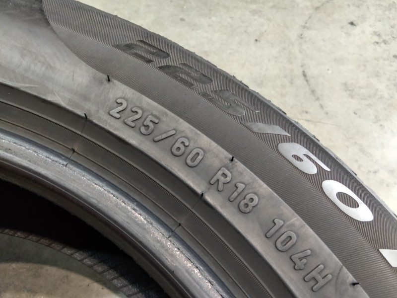 4 Gomme usate 225 60 18 Pneumatici Invernali PIRELLI 4 Gomme usate 225 60 18 Pneumatici Invernali PIRELLI