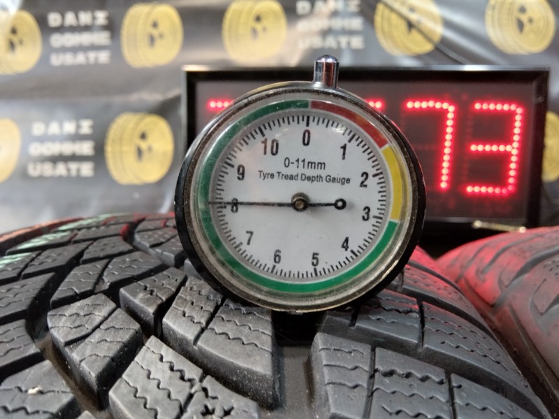 4 Gomme usate 215 55 17 Pneumatici Invernali GOODYEAR 4 Gomme usate 215 55 17 Pneumatici Invernali GOODYEAR