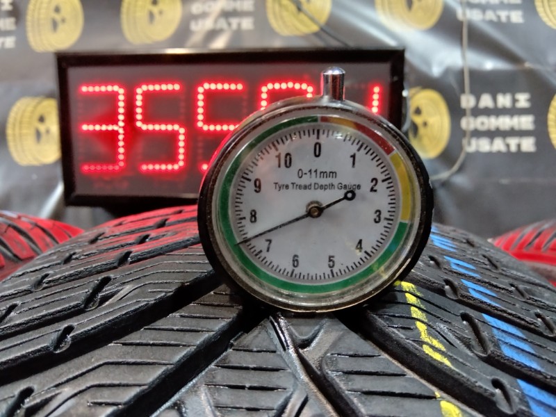 4 Gomme usate 215 60 16 Pneumatici Invernali KLEBER 4 Gomme usate 215 60 16 Pneumatici Invernali KLEBER