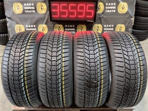 4 Gomme usate 215 50 17 Pneumatici Invernali SAVA