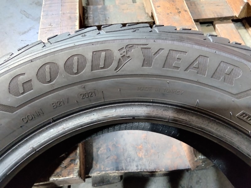 4 Gomme usate 205 65 16 C Pneumatici Invernali GOODYEAR 4 Gomme usate 205 65 16 C Pneumatici Invernali GOODYEAR
