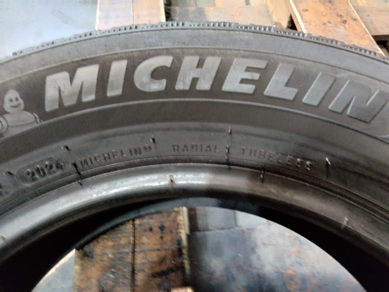 4 Gomme usate 185 65 15 Pneumatici Invernali MICHELIN 4 Gomme usate 185 65 15 Pneumatici Invernali MICHELIN