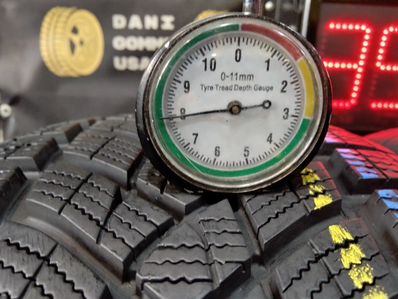 4 Gomme usate 235 55 18 Pneumatici Invernali GOODYEAR 4 Gomme usate 235 55 18 Pneumatici Invernali GOODYEAR