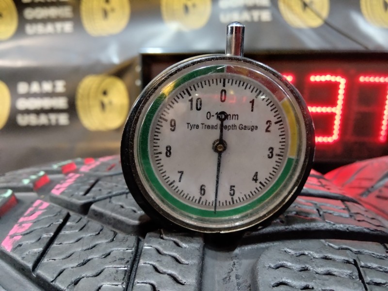 4 Gomme usate 215 60 16 Pneumatici Invernali PIRELLI 4 Gomme usate 215 60 16 Pneumatici Invernali PIRELLI