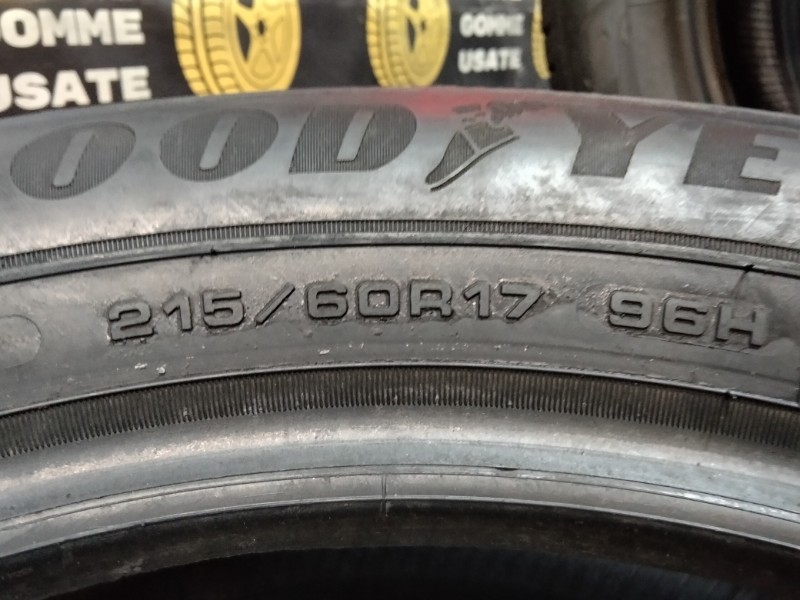 4 Gomme usate 215 60 17 Pneumatici Invernali GOODYEAR 4 Gomme usate 215 60 17 Pneumatici Invernali GOODYEAR