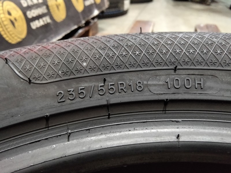 4 Gomme usate 235 55 18 Pneumatici Invernali KLEBER 4 Gomme usate 235 55 18 Pneumatici Invernali KLEBER